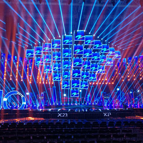 DAGE Light sang in the 10th Anniversary Party of Zhejiang Satellite TV